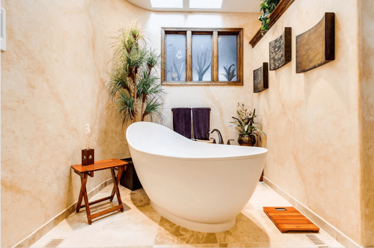 Tips and Tricks to Decorating Your Bathtub